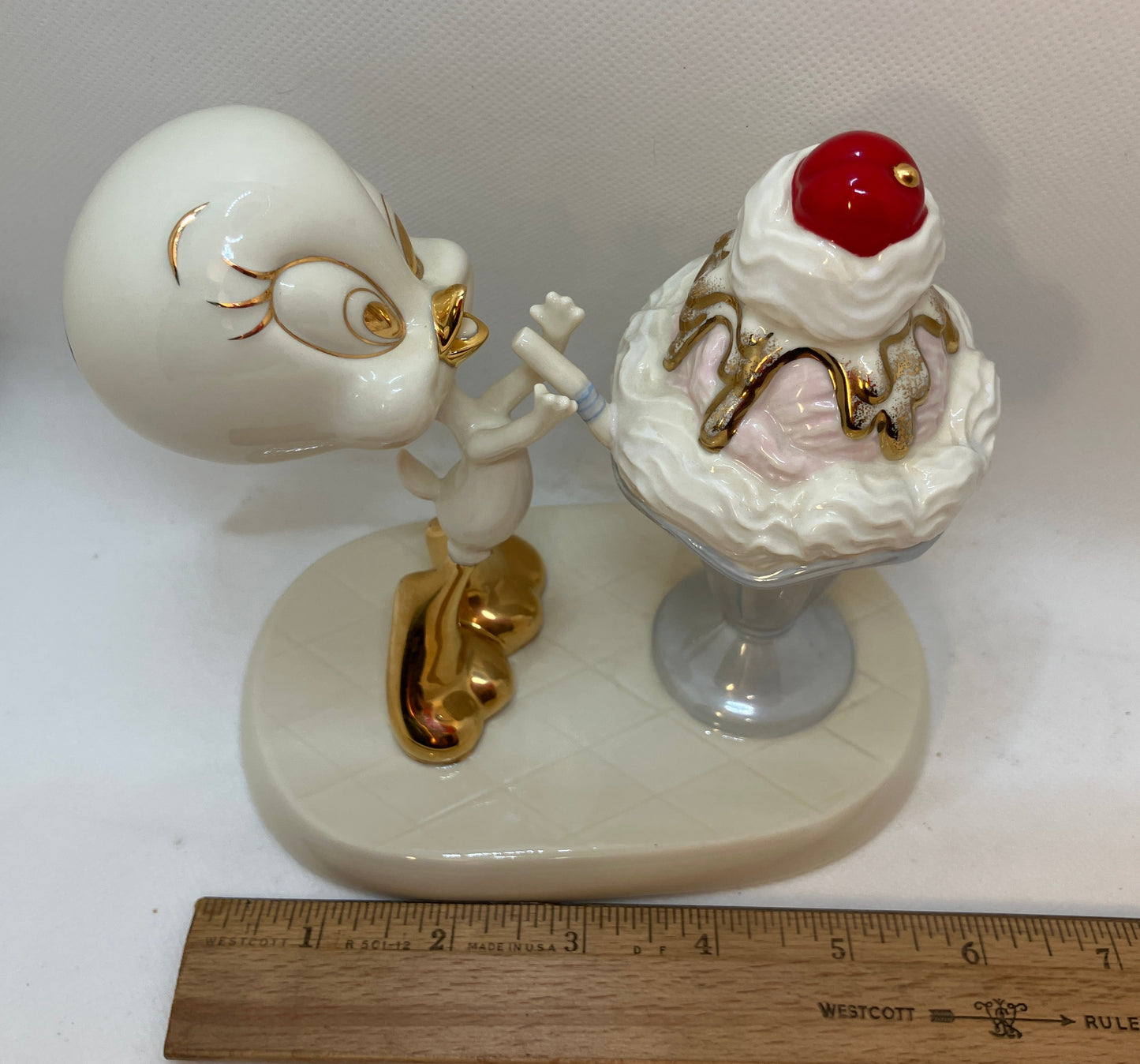 Vintage Tweety's Sweet Treat – Classic Looney Tunes Lenox Collectible