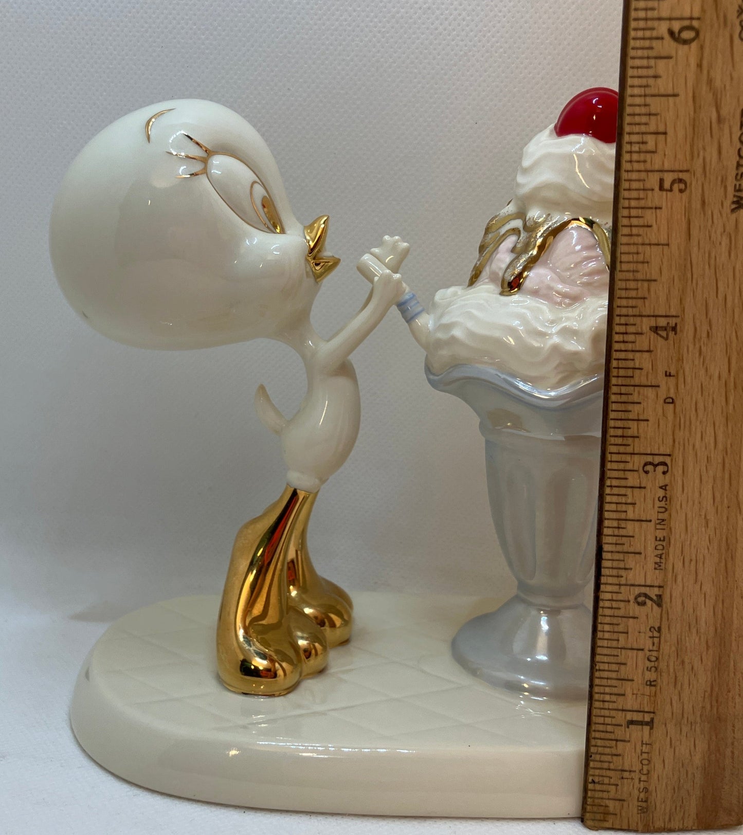 Vintage Tweety's Sweet Treat – Classic Looney Tunes Lenox Collectible