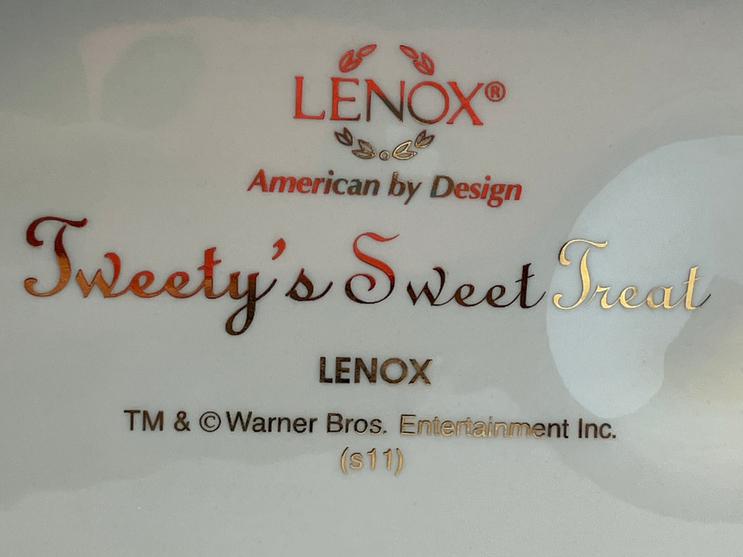 Vintage Tweety's Sweet Treat – Classic Looney Tunes Lenox Collectible