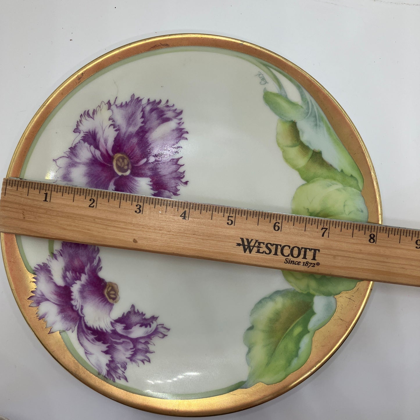 Antique Plate Art Nouveau 8 inch diameter