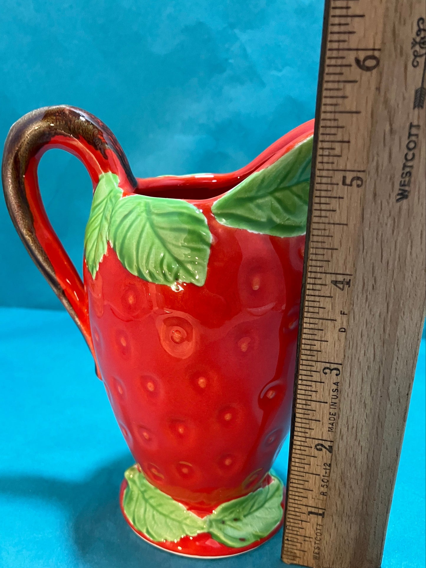 Vintage Strawberry Creamer Pitcher – Trends Japan