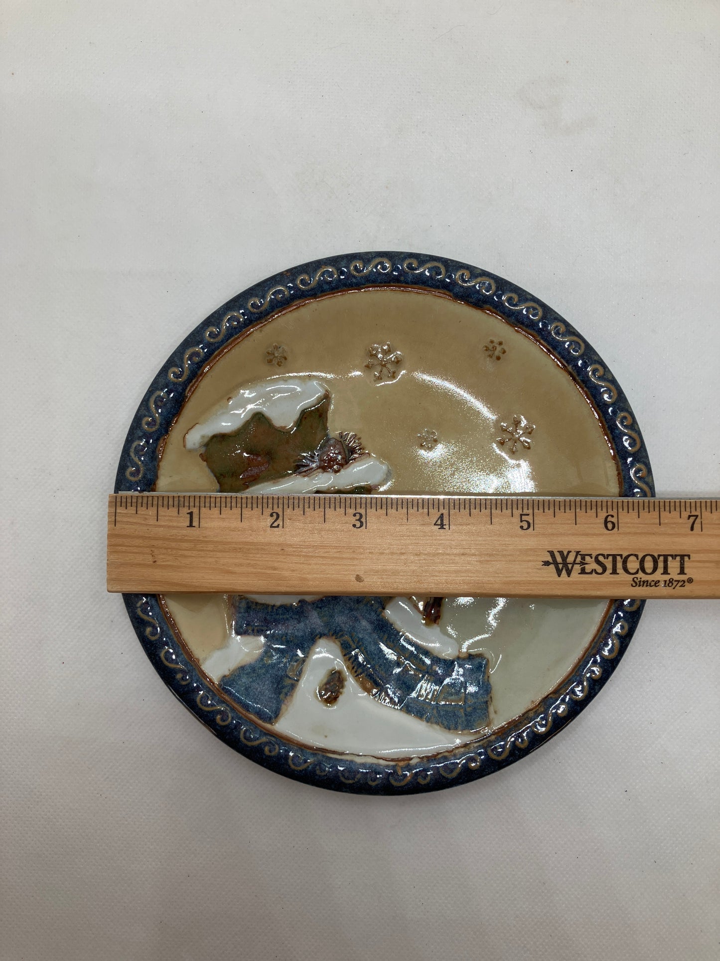 Christmas Plate- Forest Friends Snowman in Green Scarf Diameter