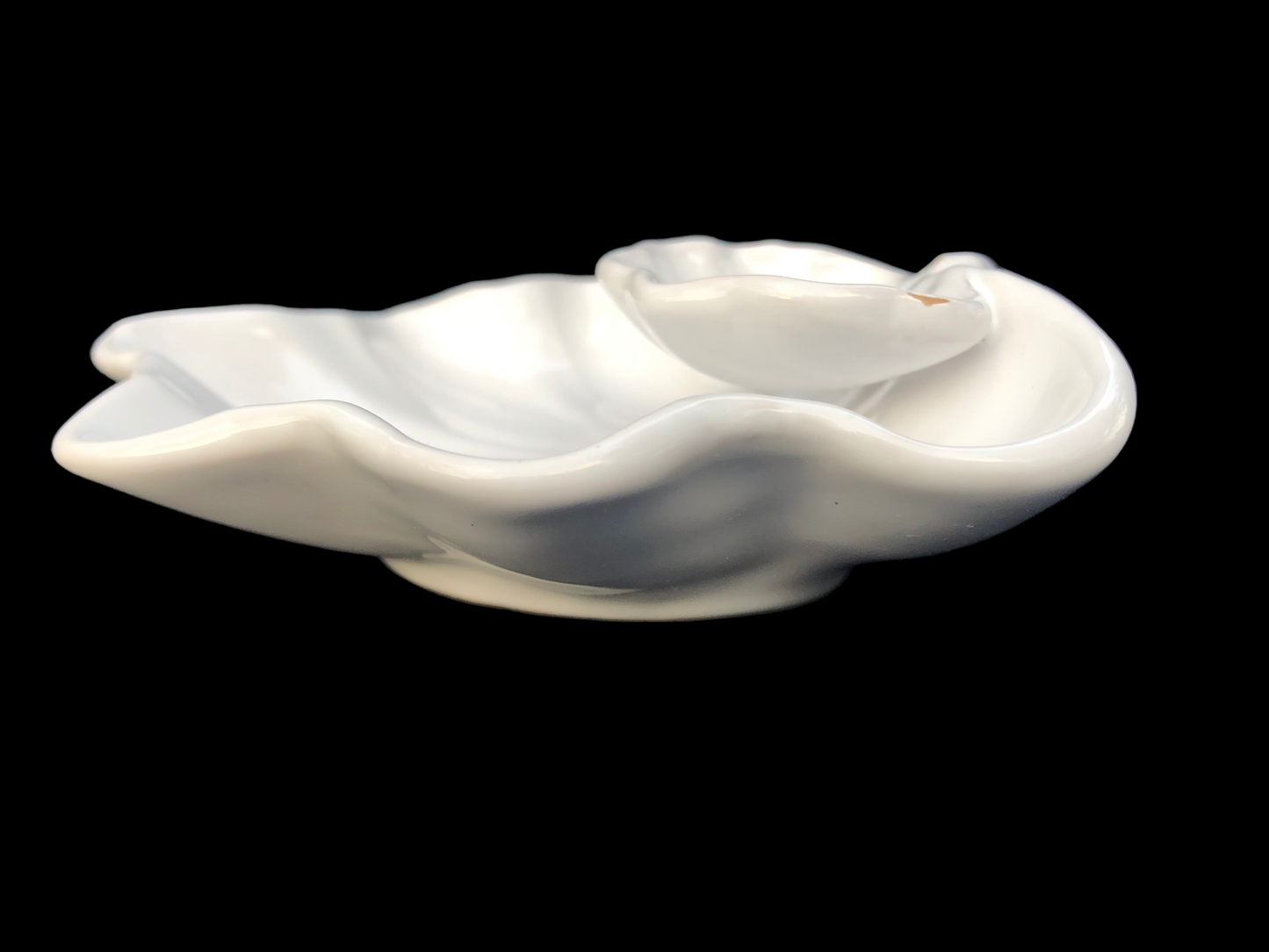 Vintage Italian Shell Dishes, White Pottery Pair, Marked Italy 09017, Coastal Trinket or Nut Dish