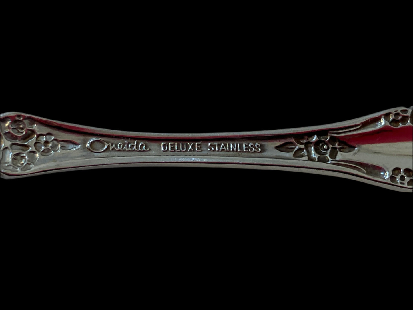 Oneida Deluxe Stainless