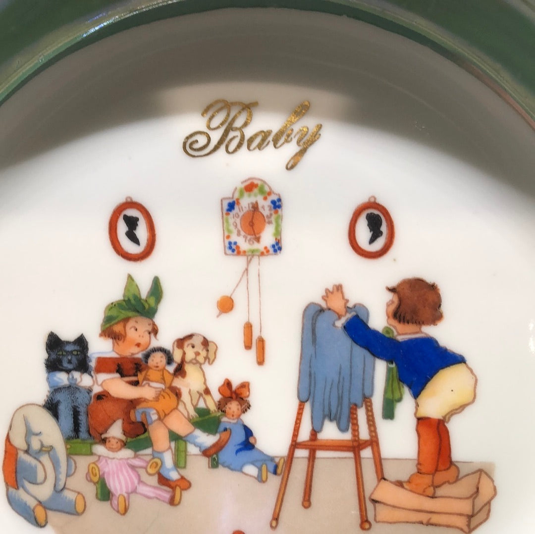 Porcelain Baby Dish Marked Czechoslovakia Vintage Close Up