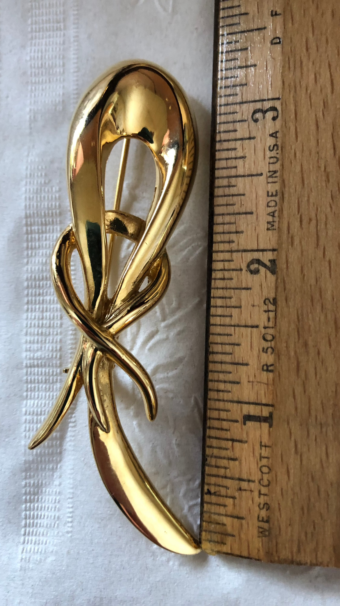 Vintage Gold Tone Pin Loop Length
