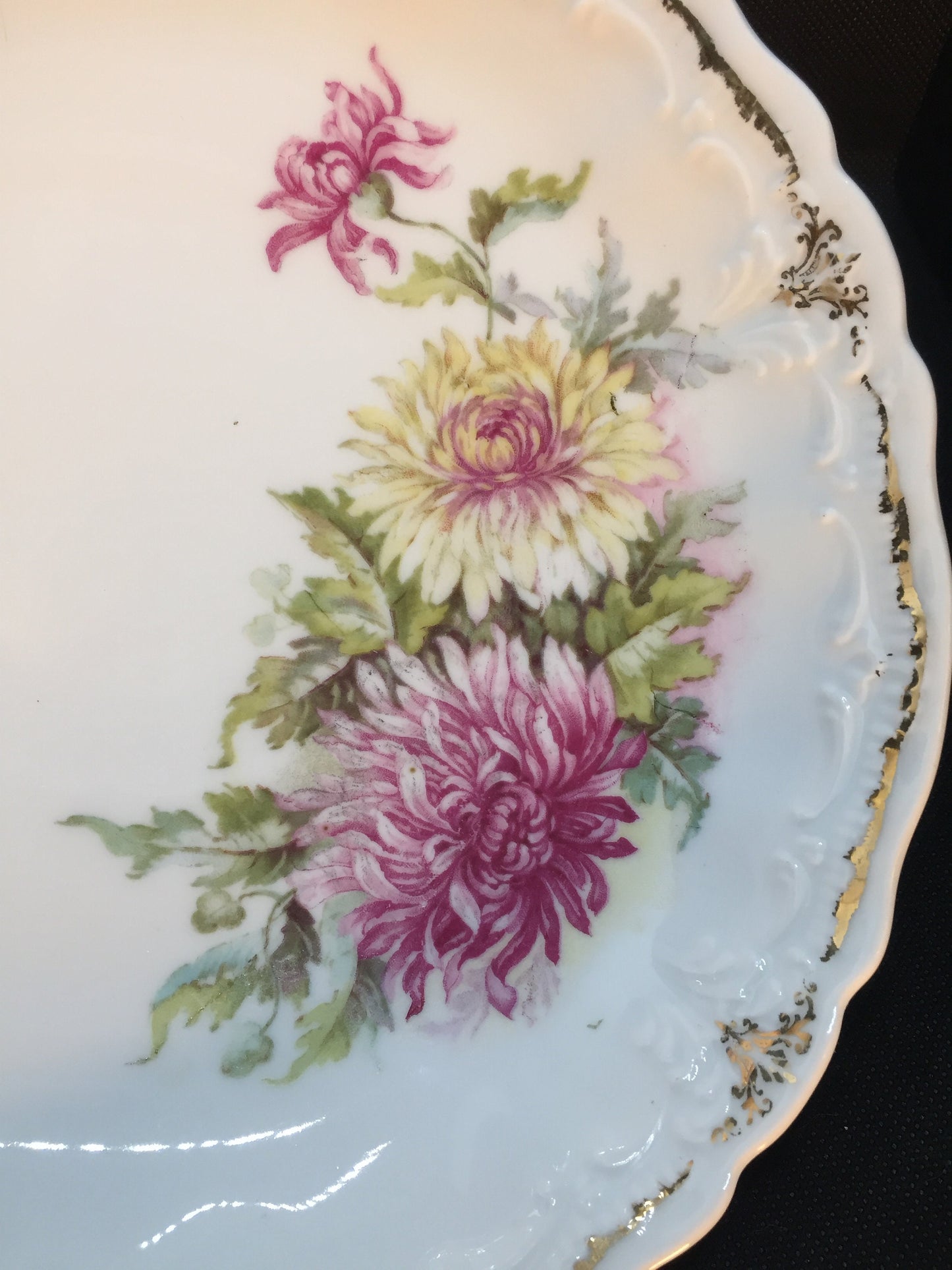 Weimar Germany Serving Bowl