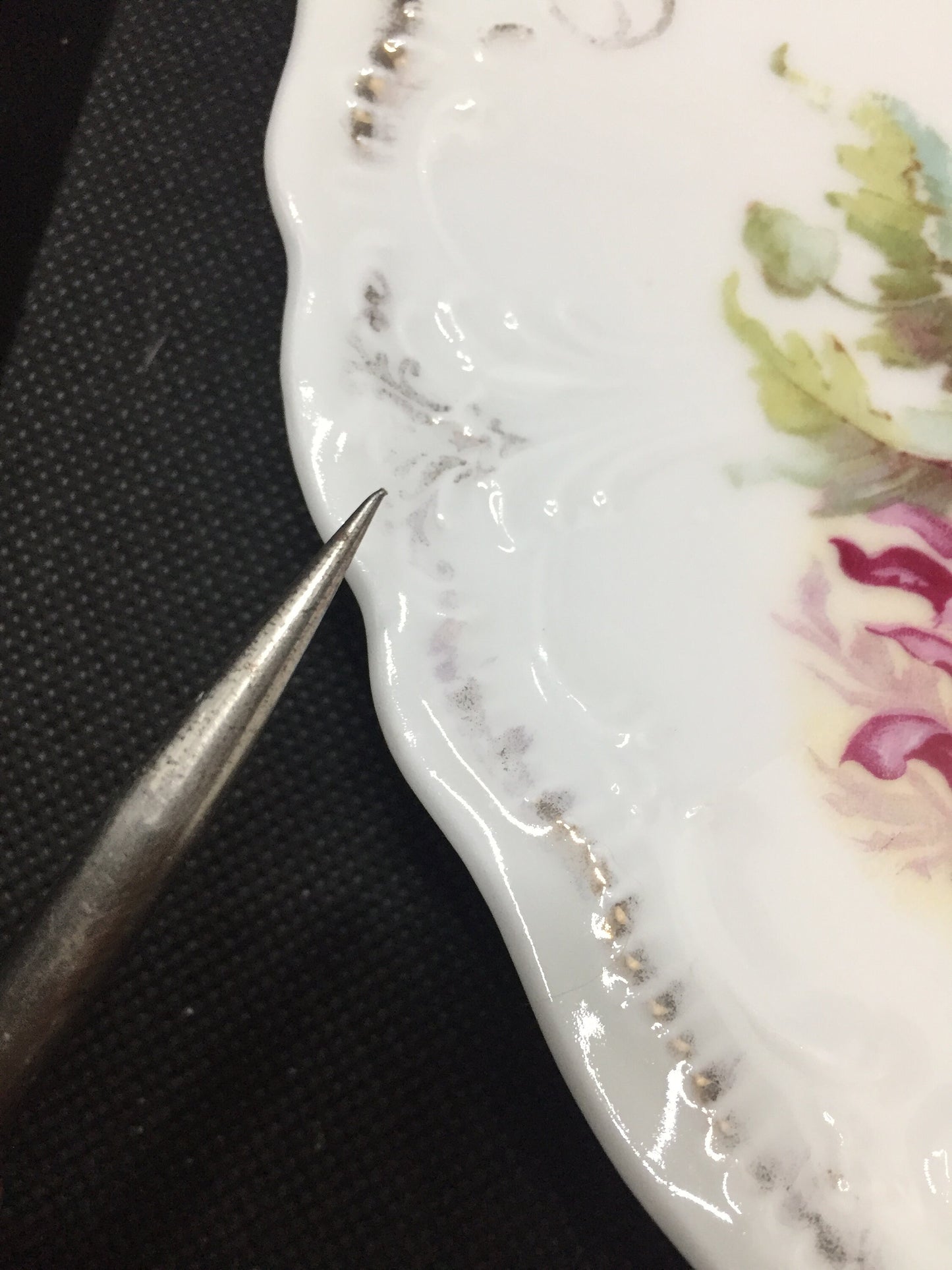 Weimar Germany Cake Plate w/ Small Flea Bite on Back