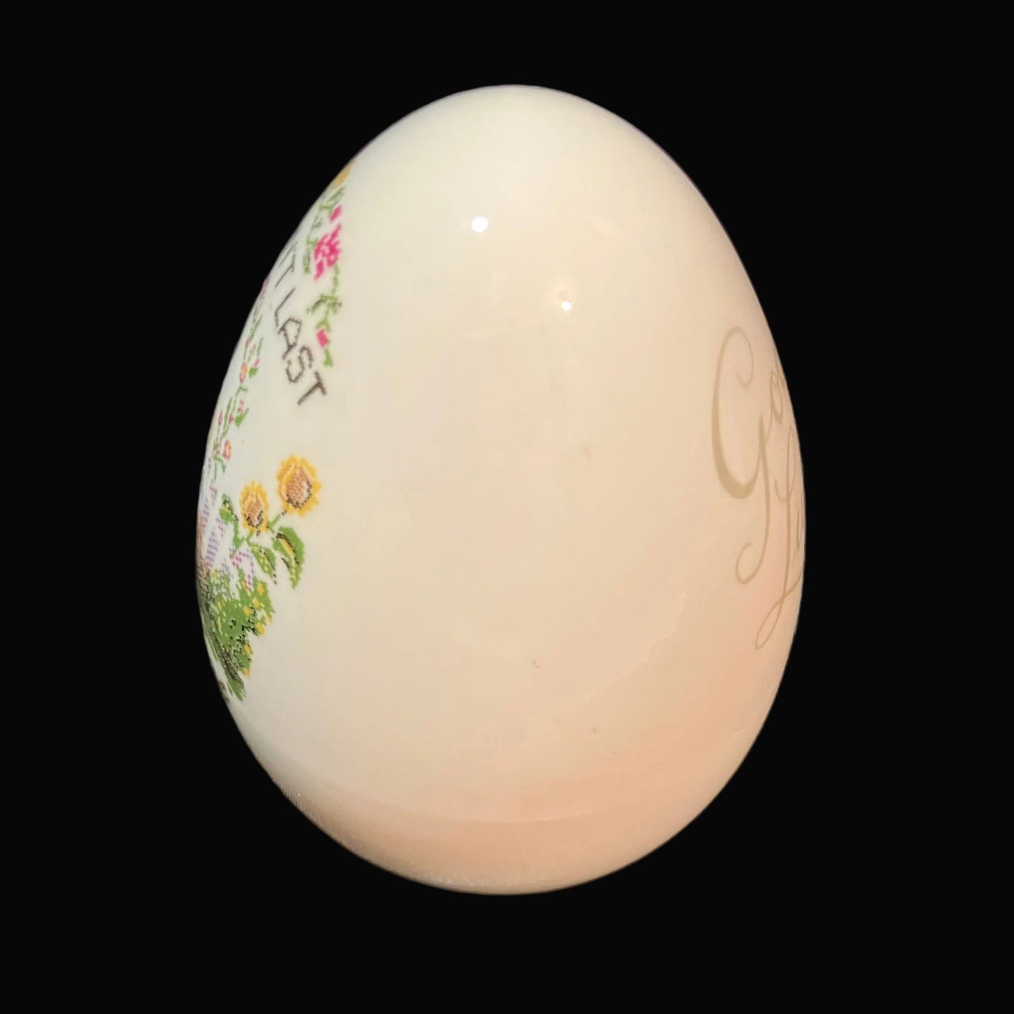 Vintage Crown Staffordshire Porcelain Egg – Fine Bone China England