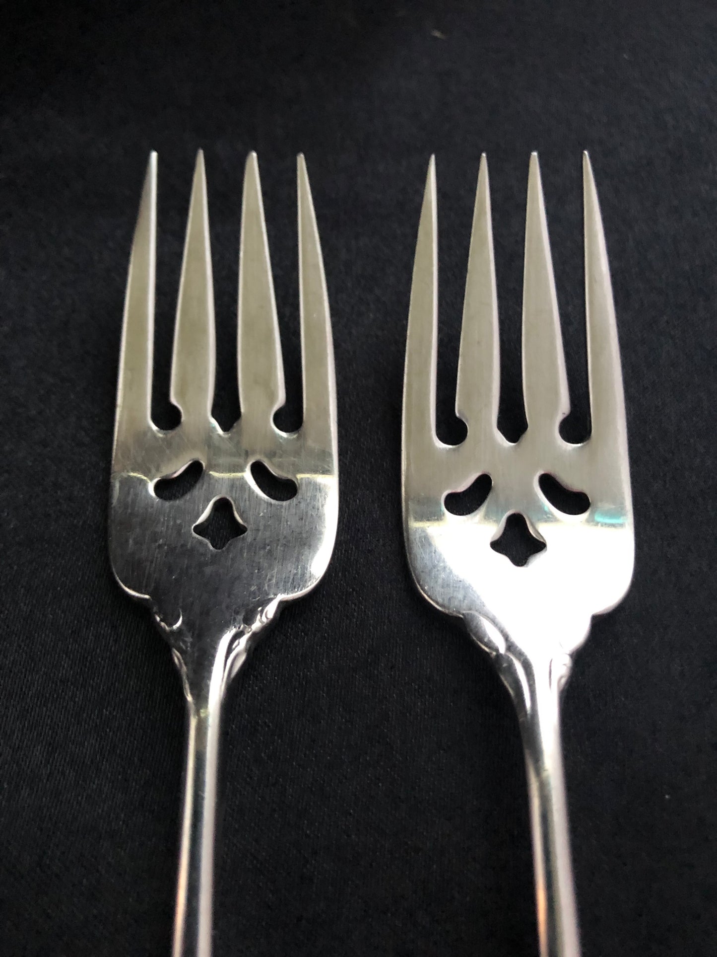 Vintage Oneida Shelley Salad Forks Set of 2 Stainless Steel Floral Pierced Flatware