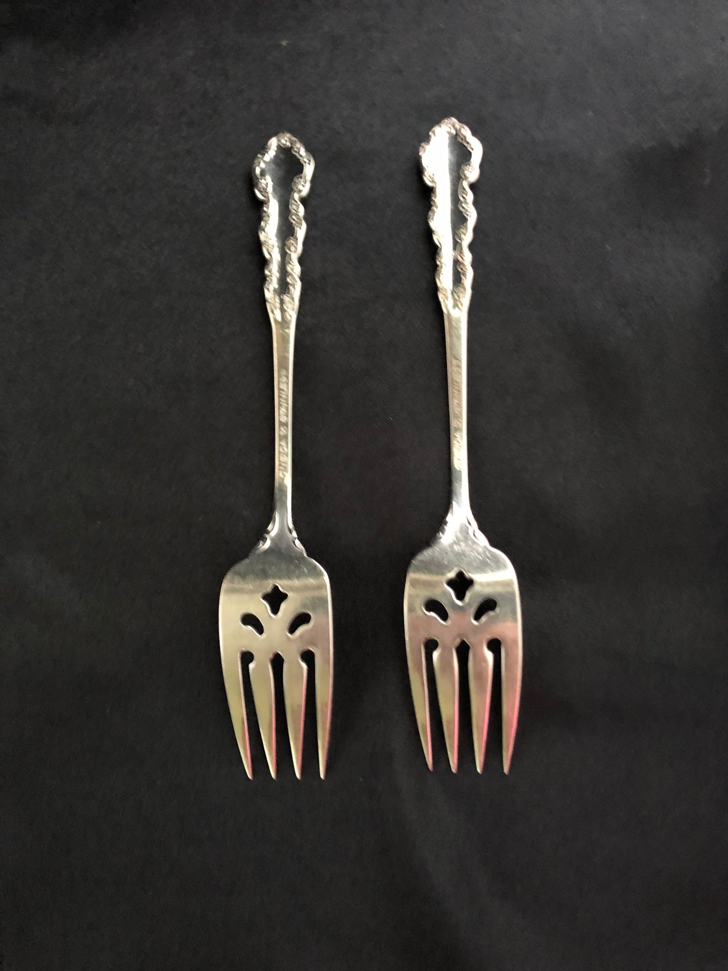 Vintage Oneida Shelley Salad Forks Set of 2 Stainless Steel Floral Pierced Flatware