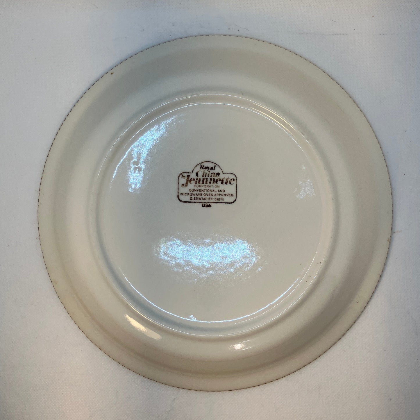 Vintage Jeanette Royal China Pie Plate – Currier & Ives American Farm Scene – 10"