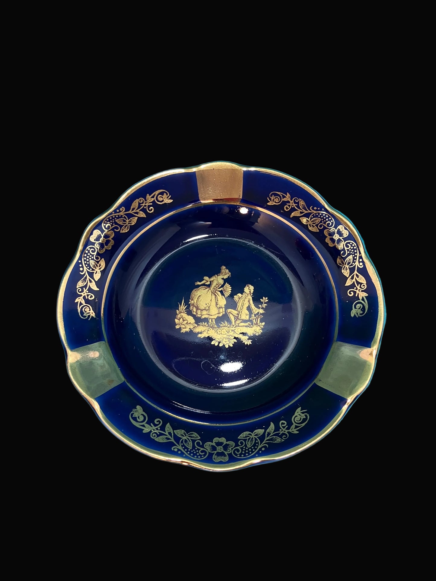 Veritable Porcelaine D’Art, France Vintage Limoges Ashtray