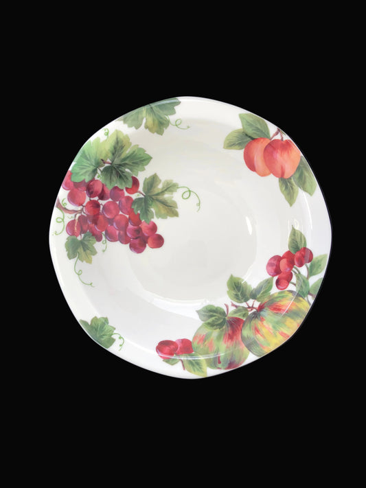 Royal Doulton “Vintage Grape” pattern bowl. Made in England in 1994
