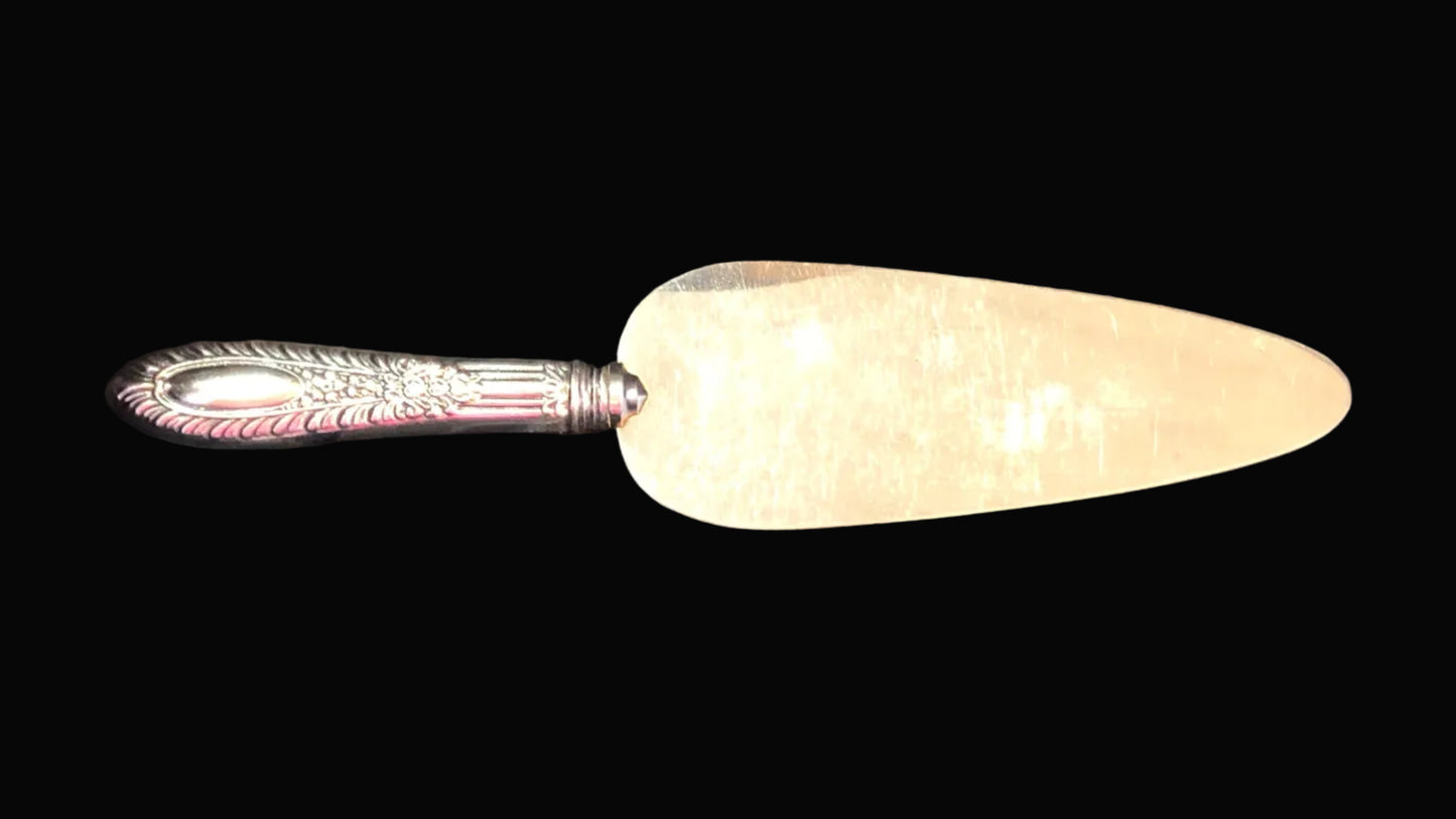 Vintage Manchester Pie Server – Gadroonette Pattern