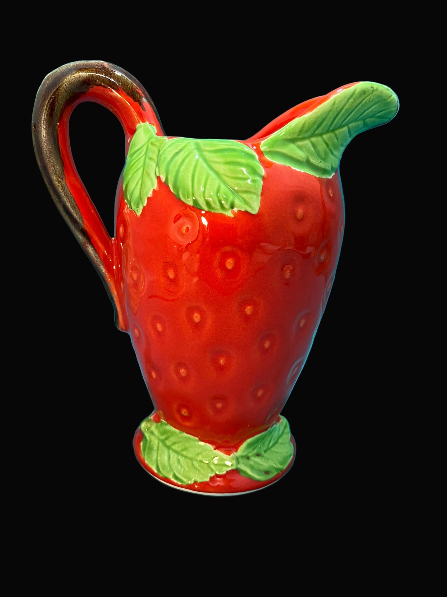 Small strawberry pitcher made by Trends of Japan