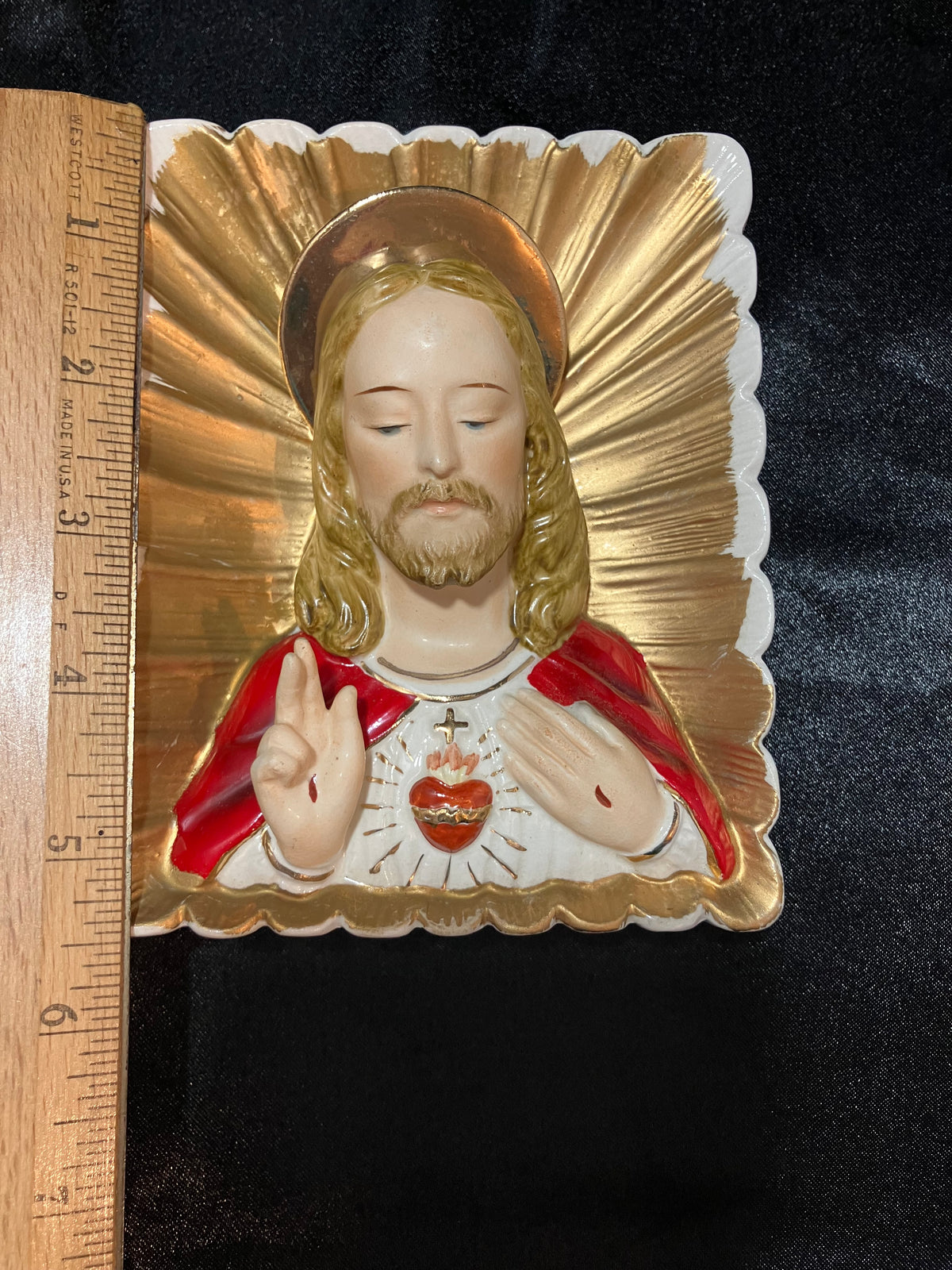 Vintage Sacred Heart of Jesus Wall Plaque – Catholic Religious Art – 1950s-60s Japan Ceramic