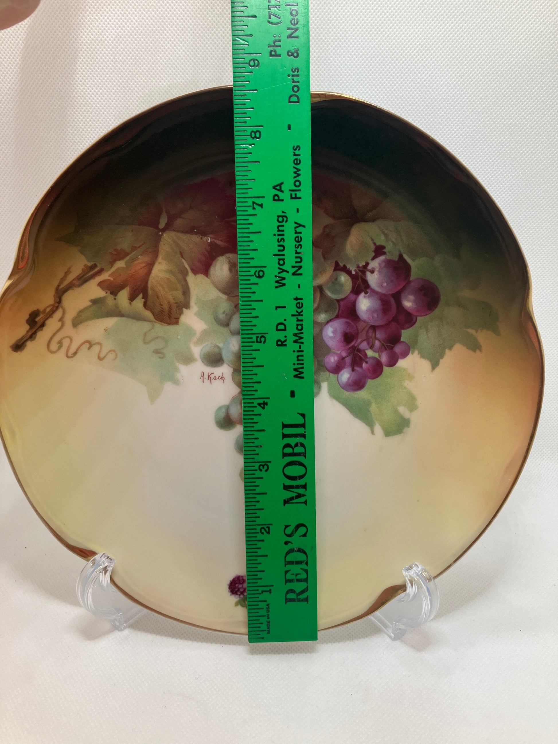 Antique J & C Louise Bavaria 8.5 in diameter 