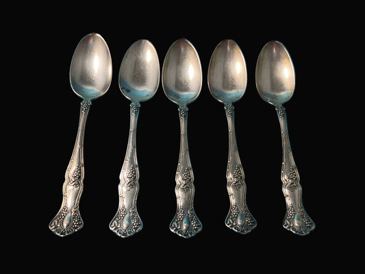 Antique 1847 Rogers Bros “Vintage” Grape Pattern Teaspoons – Set of 5