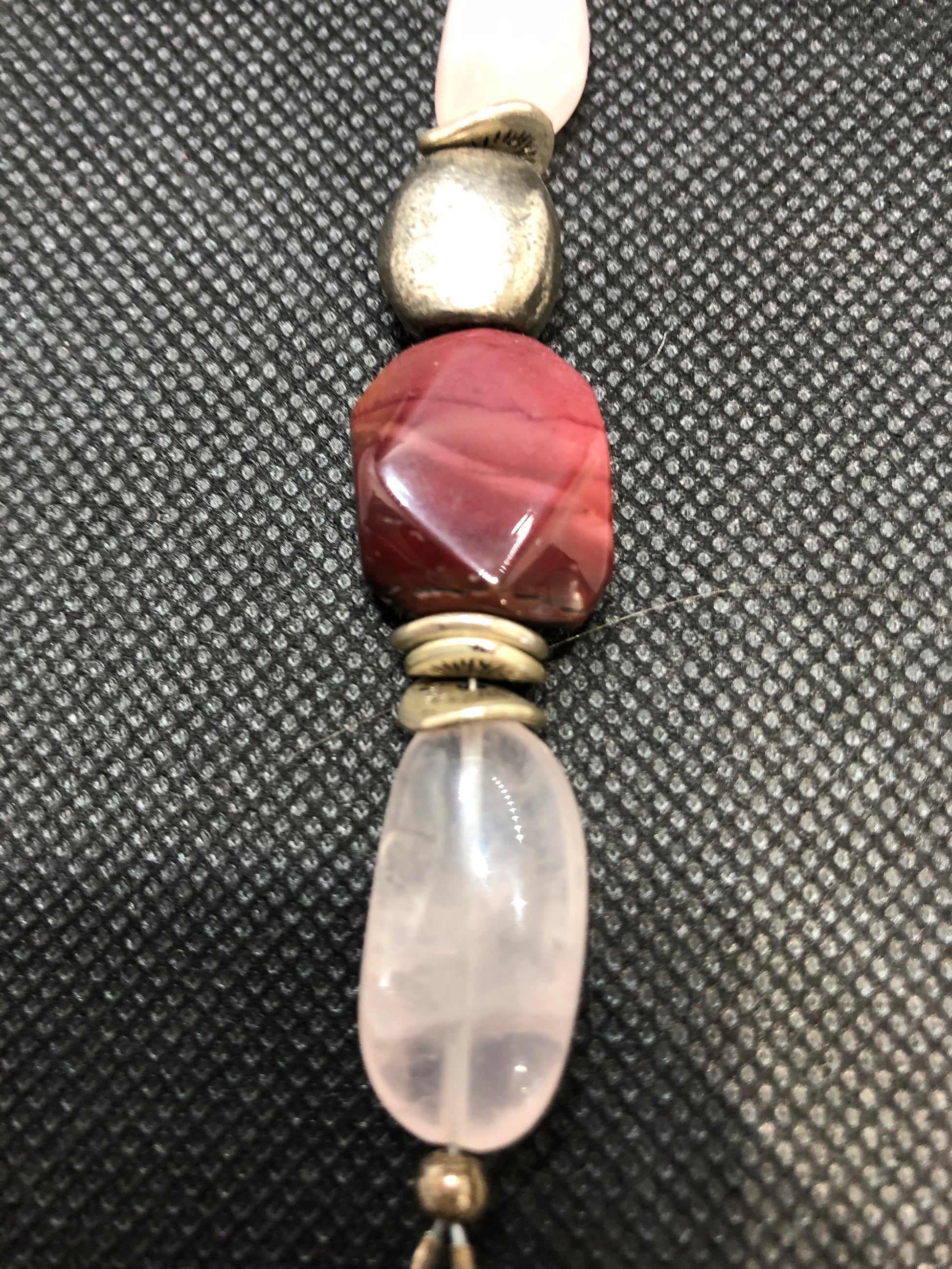 Beaded Bracelet with Rose Quartz Stones Design