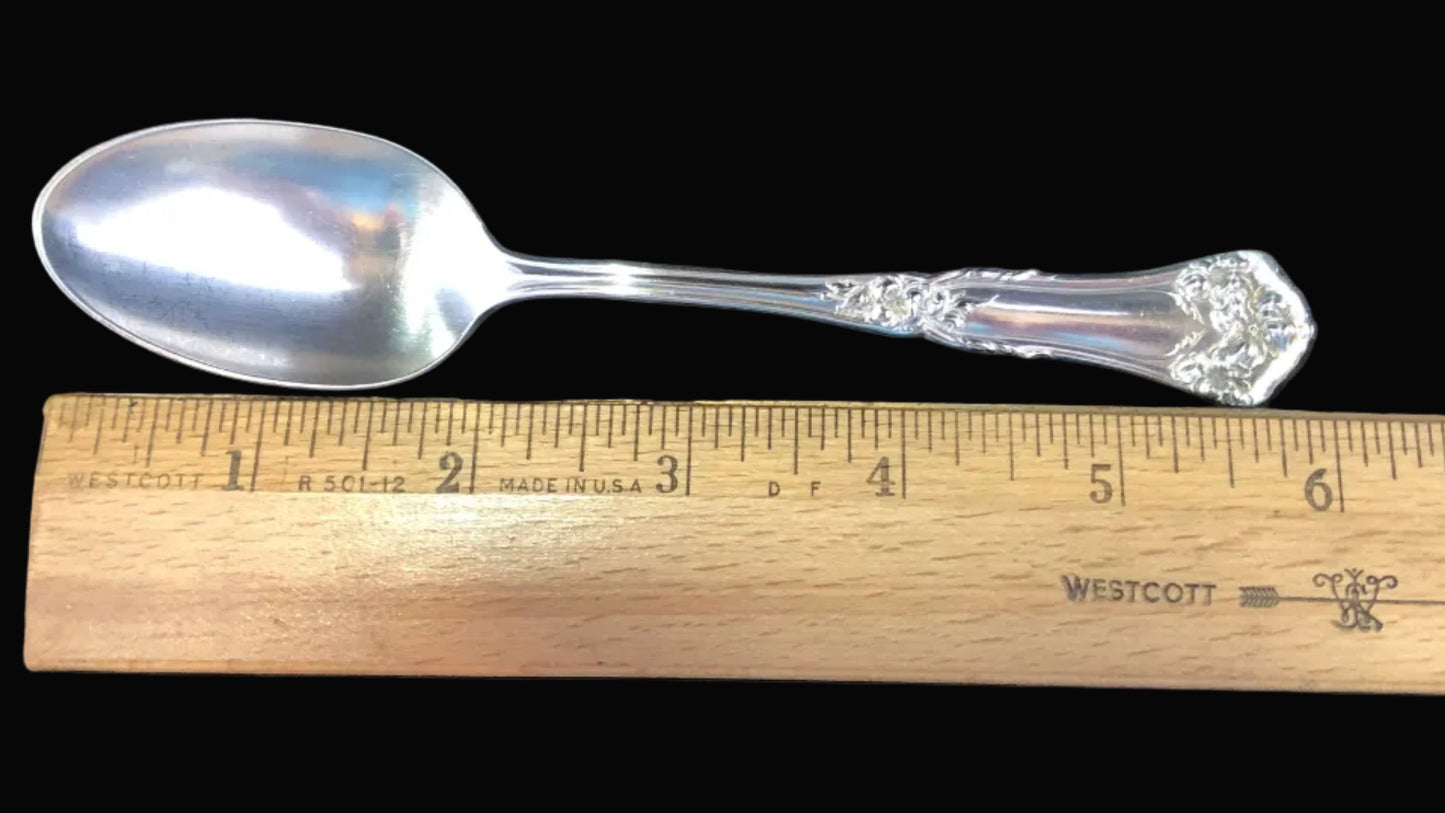 Antique 1881 Rogers A1 Teaspoons – Set of 5 – Godetia Pattern