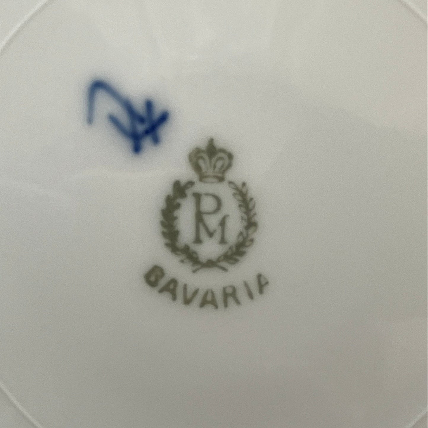 Vintage Moschendorf Bavaria Cup and Saucer Set – Strawflower Blue & White Porcelain – Set of 4
