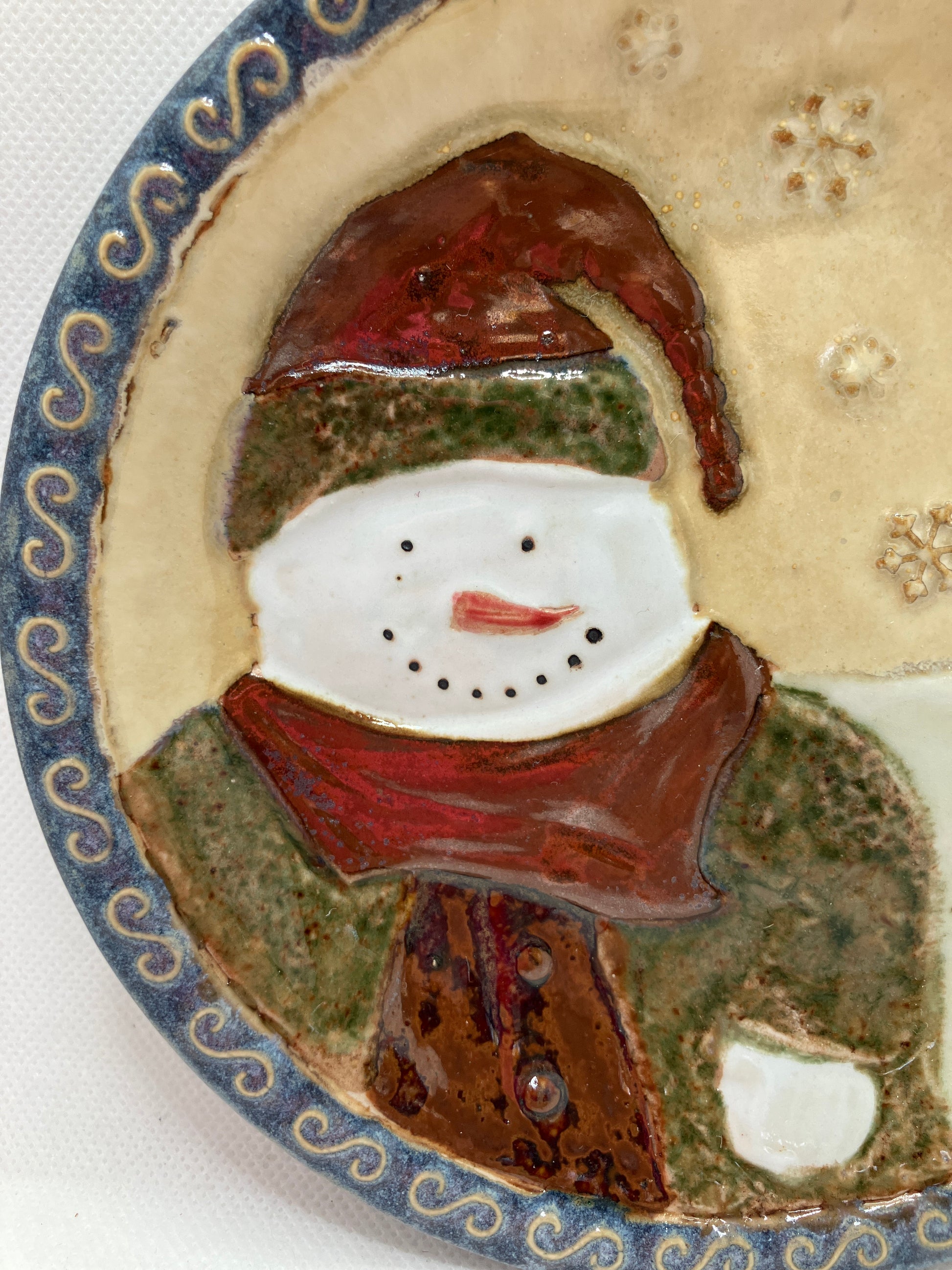 Christmas Plate - Forest Friends Snowman with Red Scarf Close Up