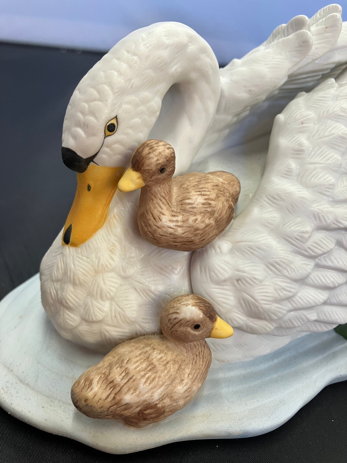 Vintage HOMCO Swan Figurine #1427