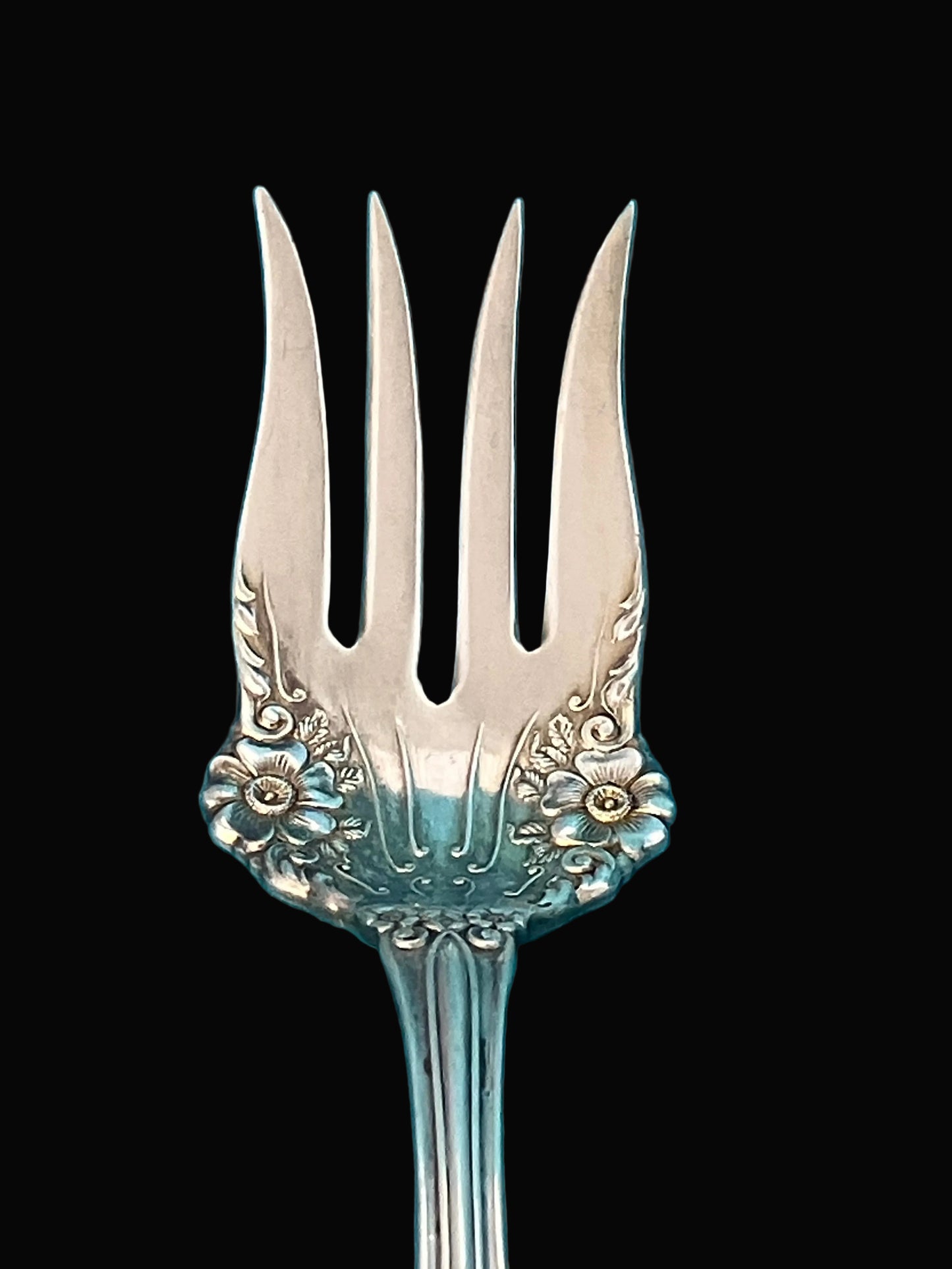 Vintage Hardwick Serving Fork – International Silver / Wm. Rogers Silverplate
