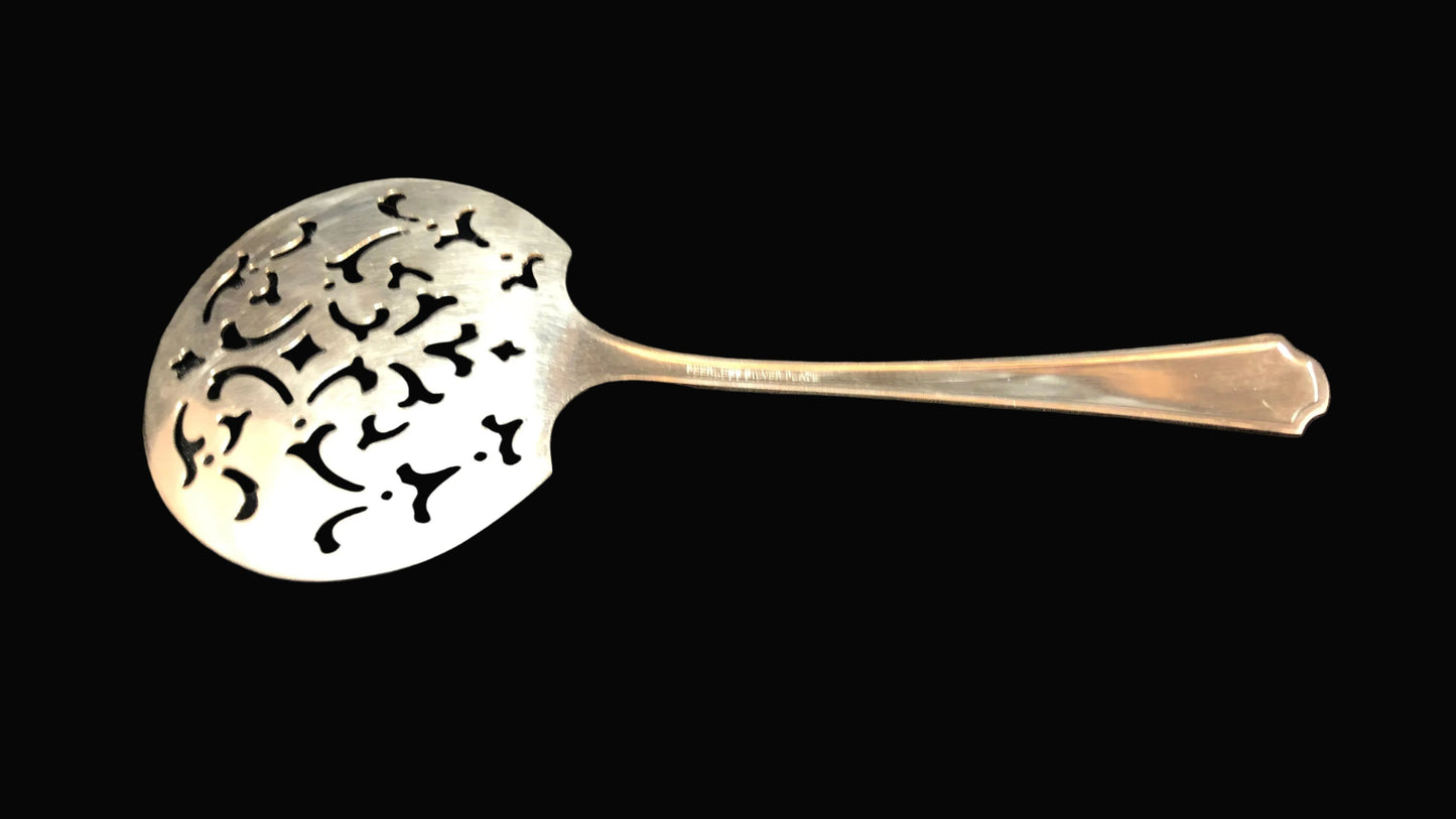 Vintage Tomato Server – Peerless Silver Plate – Charmion Pattern by Oneida