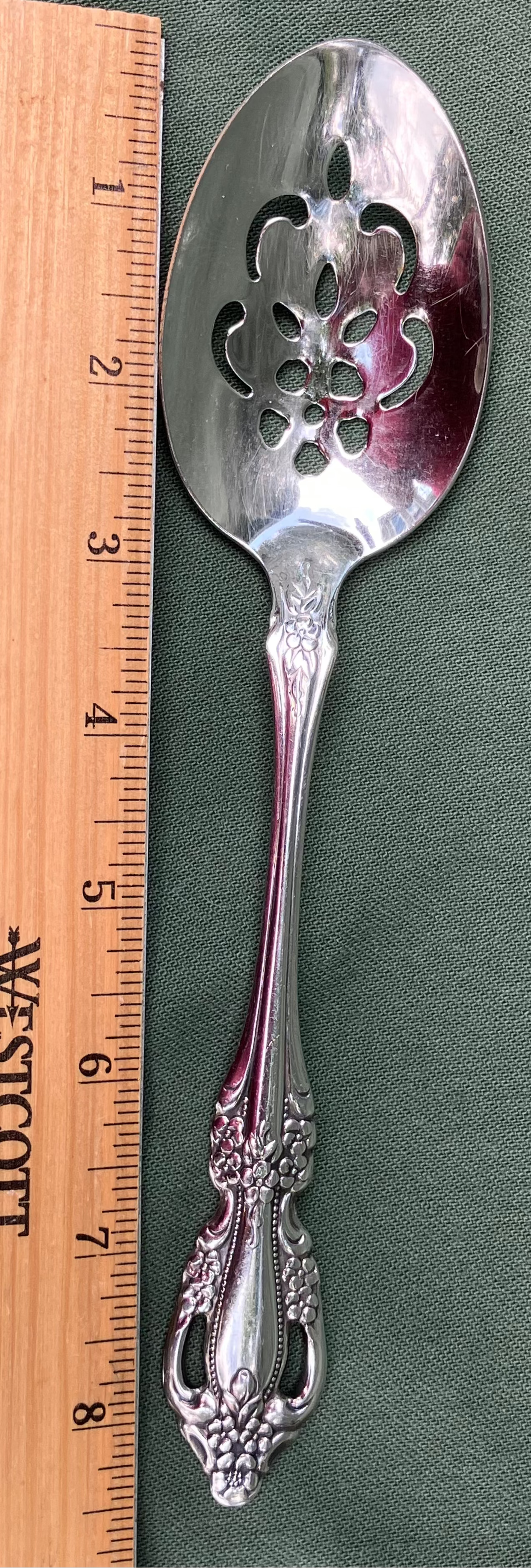 Vintage Oneida Slotted Serving Spoon -  Monte Carlo Pattern