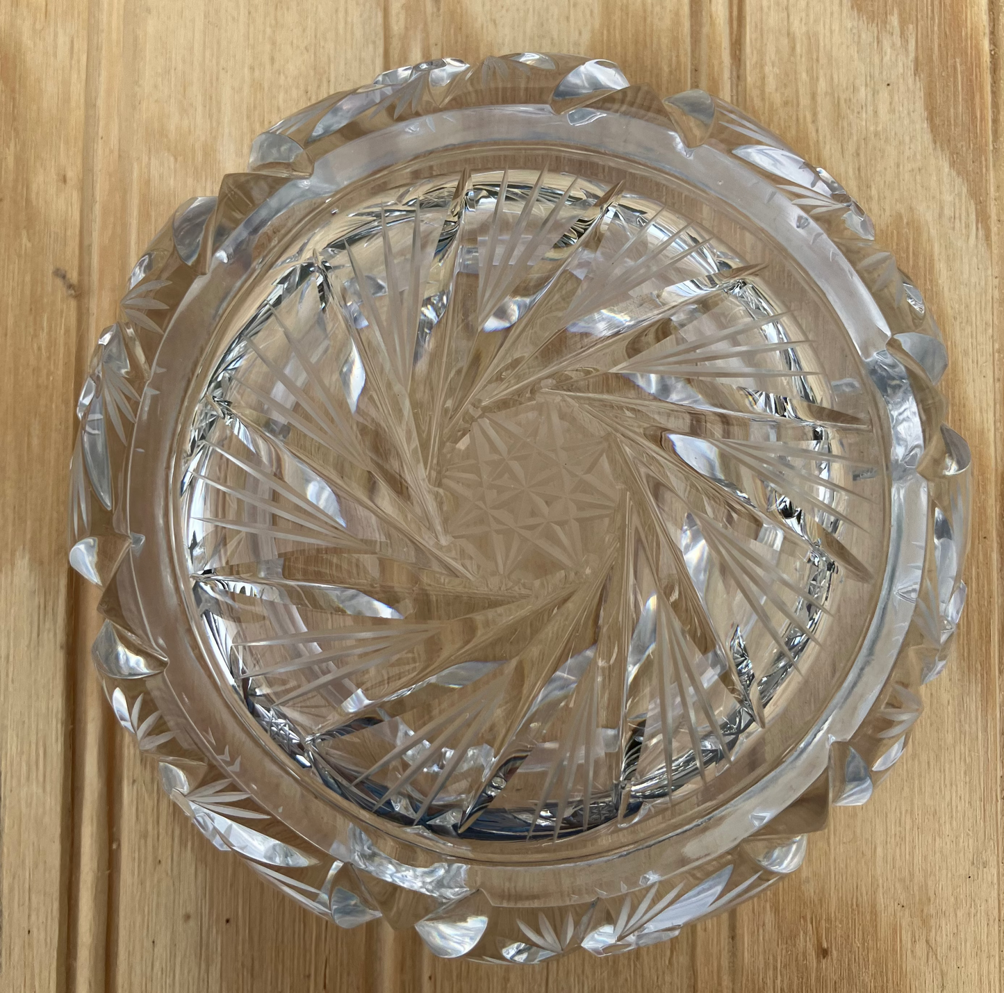 Vintage Crystal Ashtray or Trinket Dish – Pinwheel Starburst Pattern, Heavy Cut Glass