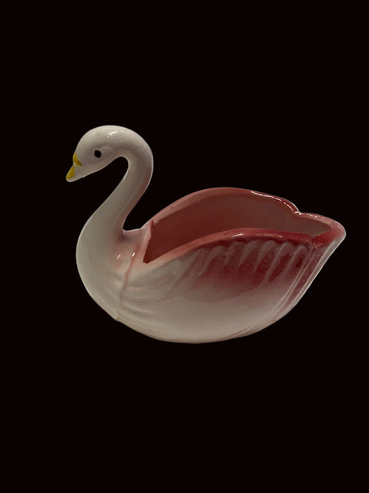Miniature vintage swan planter by 
nippon yoko boeki