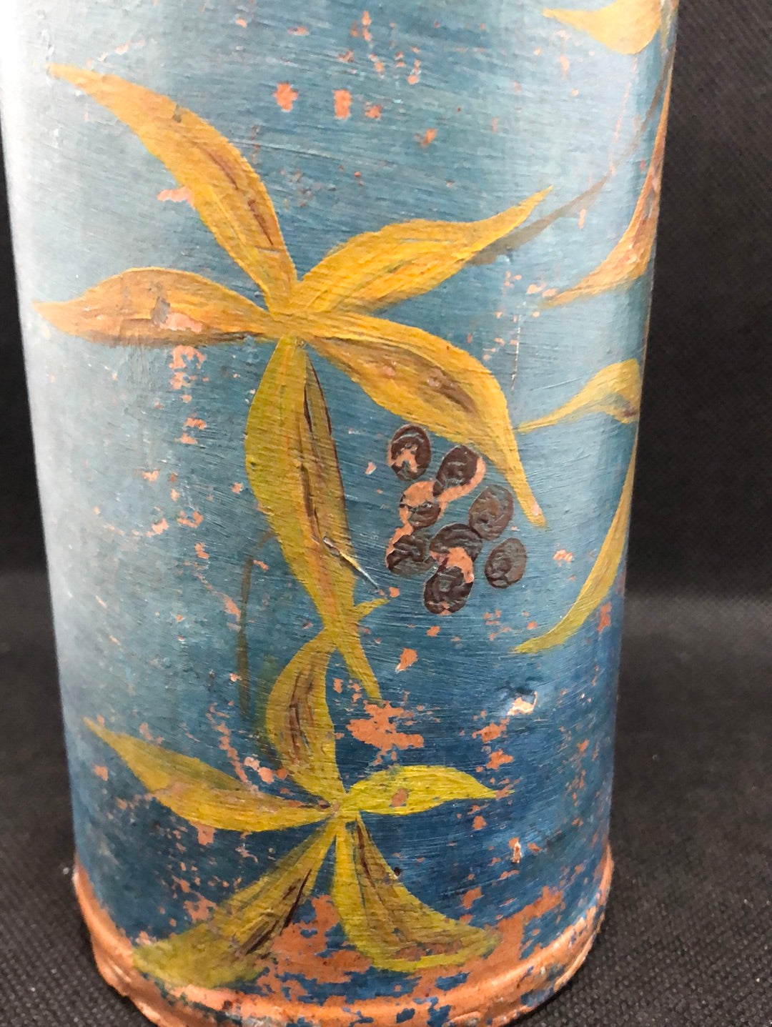 Nassau Seltzers stoneware jug hand painted berries and vine close up