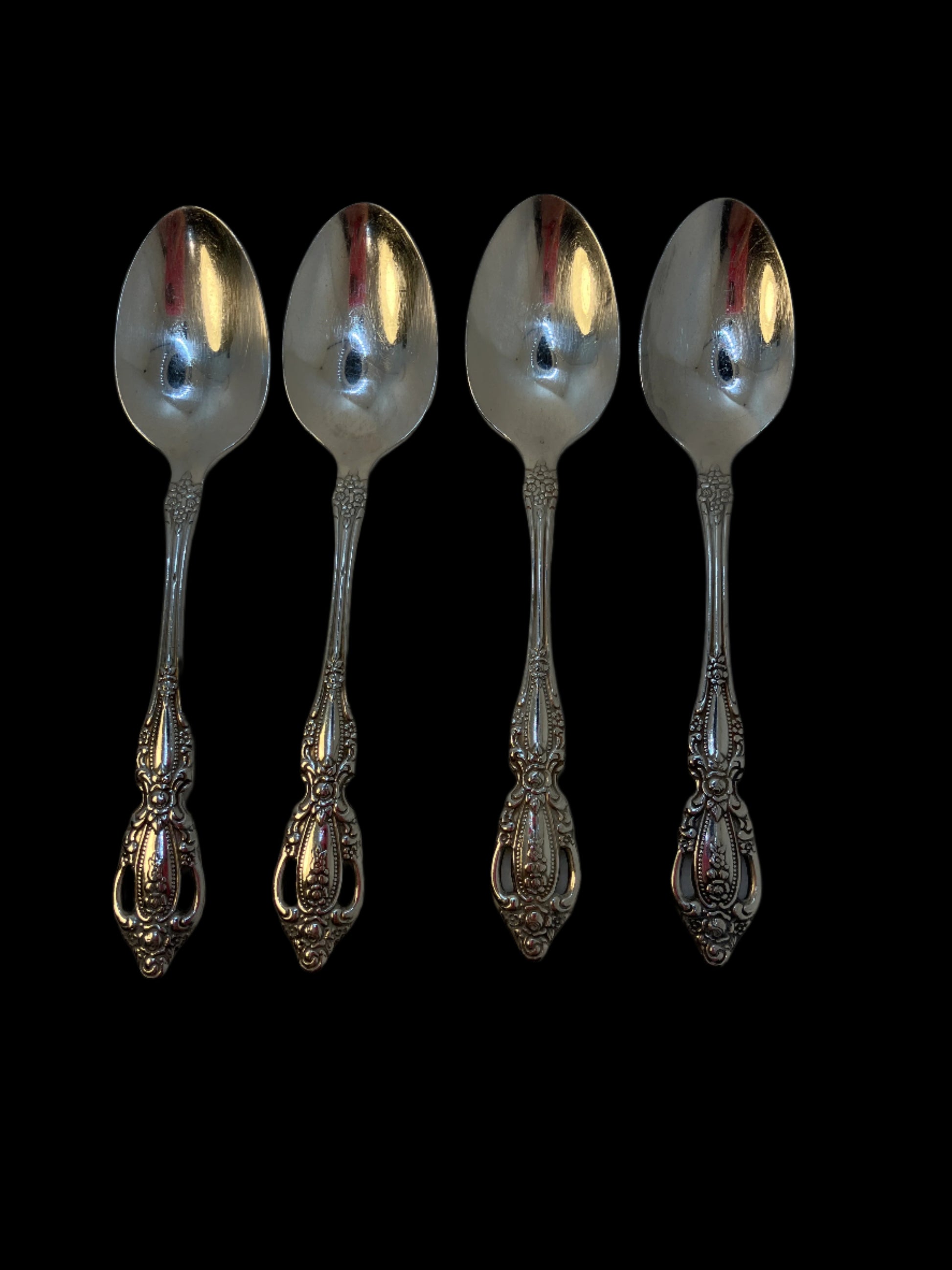 Oneida Monte Carlo  Stainless Steel Teaspoon Set of 4 
