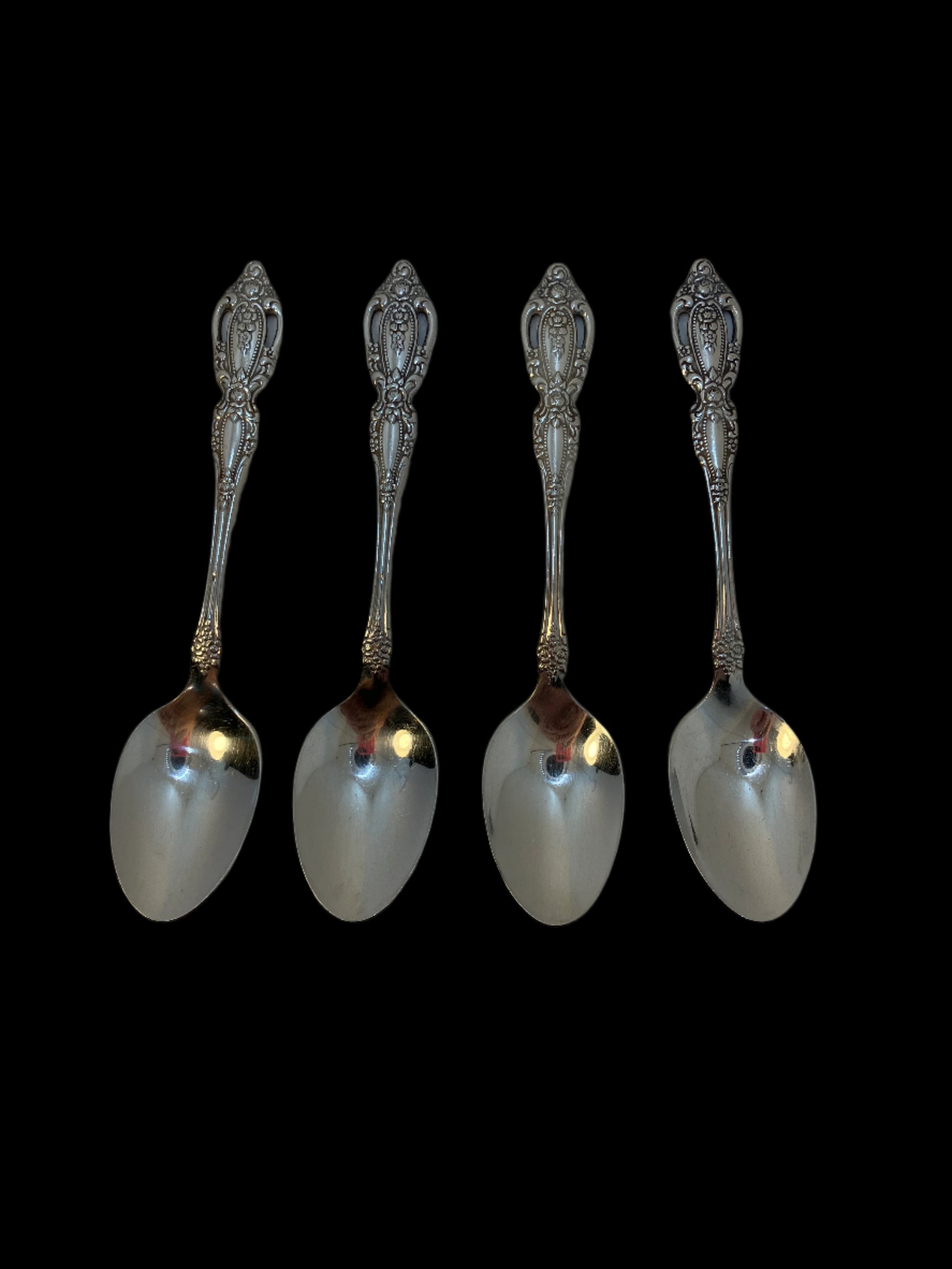 Oneida Monte Carlo Stainless Steel Teaspoon Set of 4 with Roses 