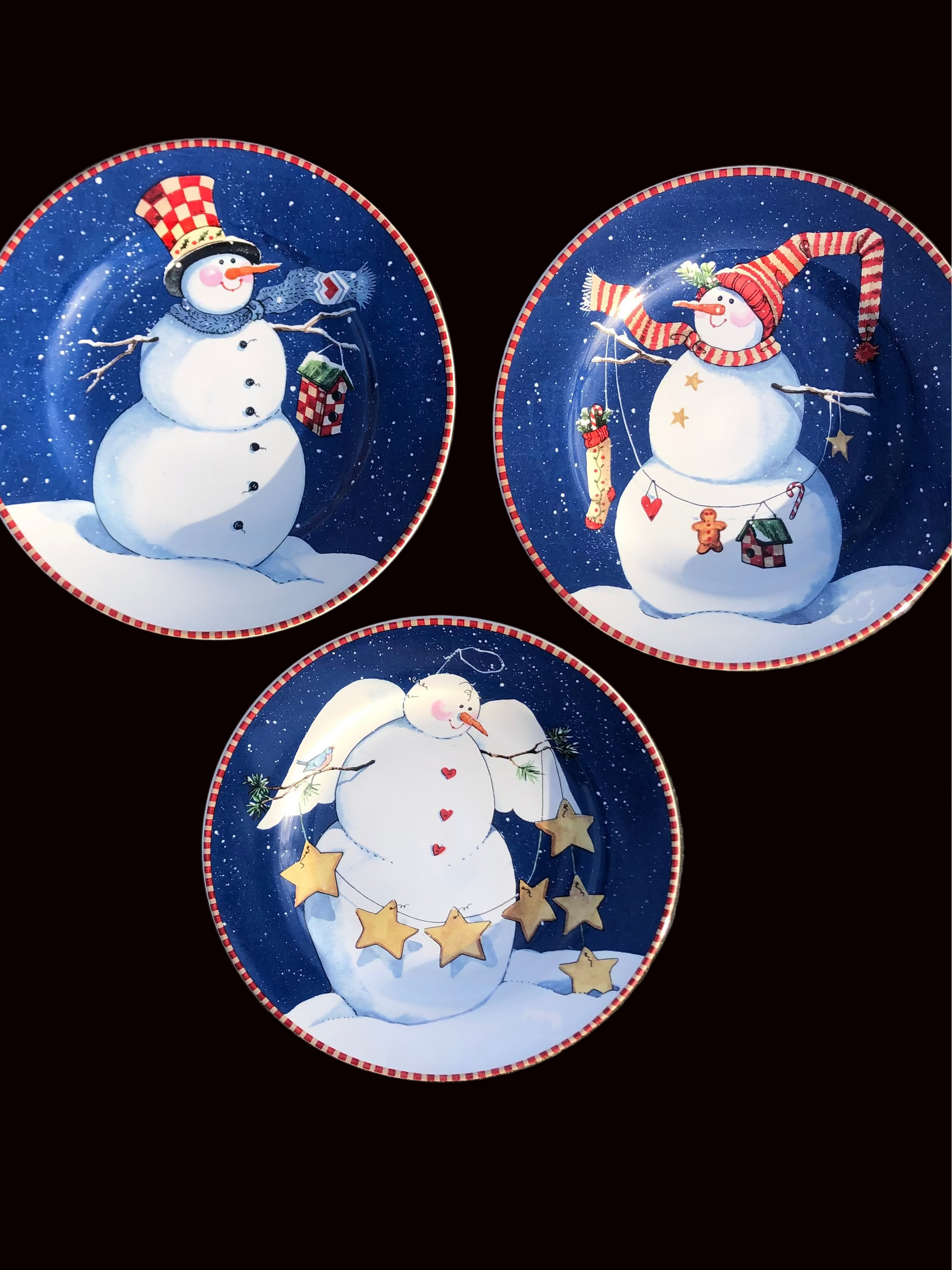 Oneida  Pattern: Winter Buddies Set of 3 plates