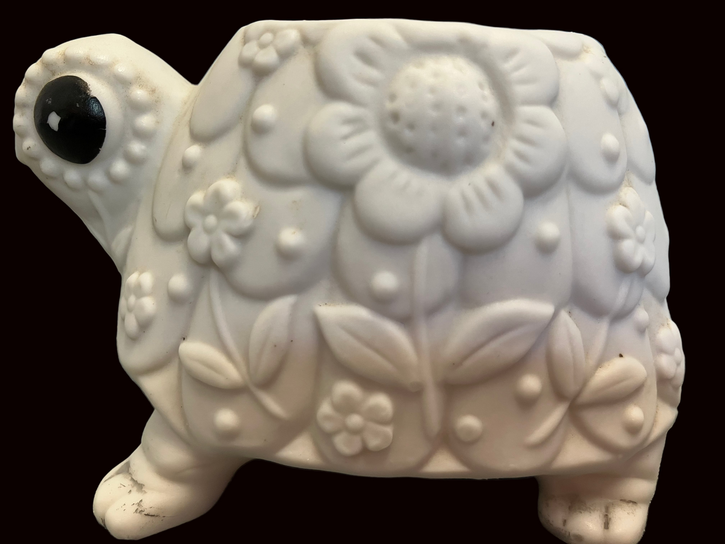 Retro white and black turtle planter 