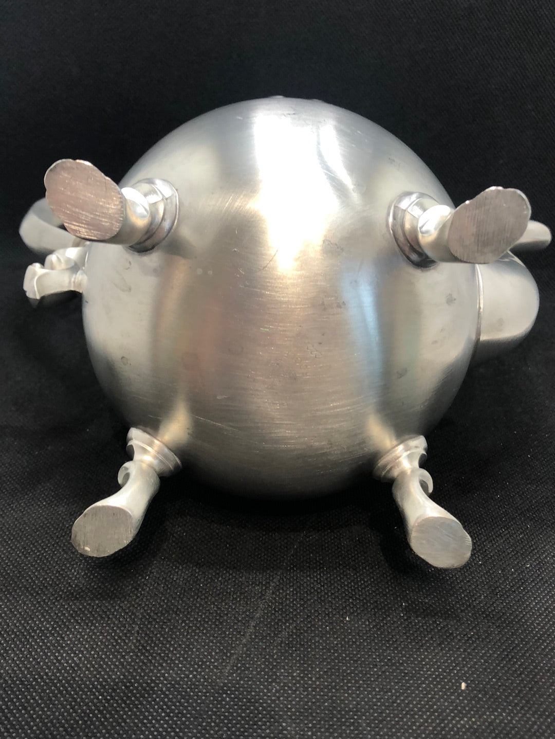Tea/Coffee Pot -Vintage Pewter underside