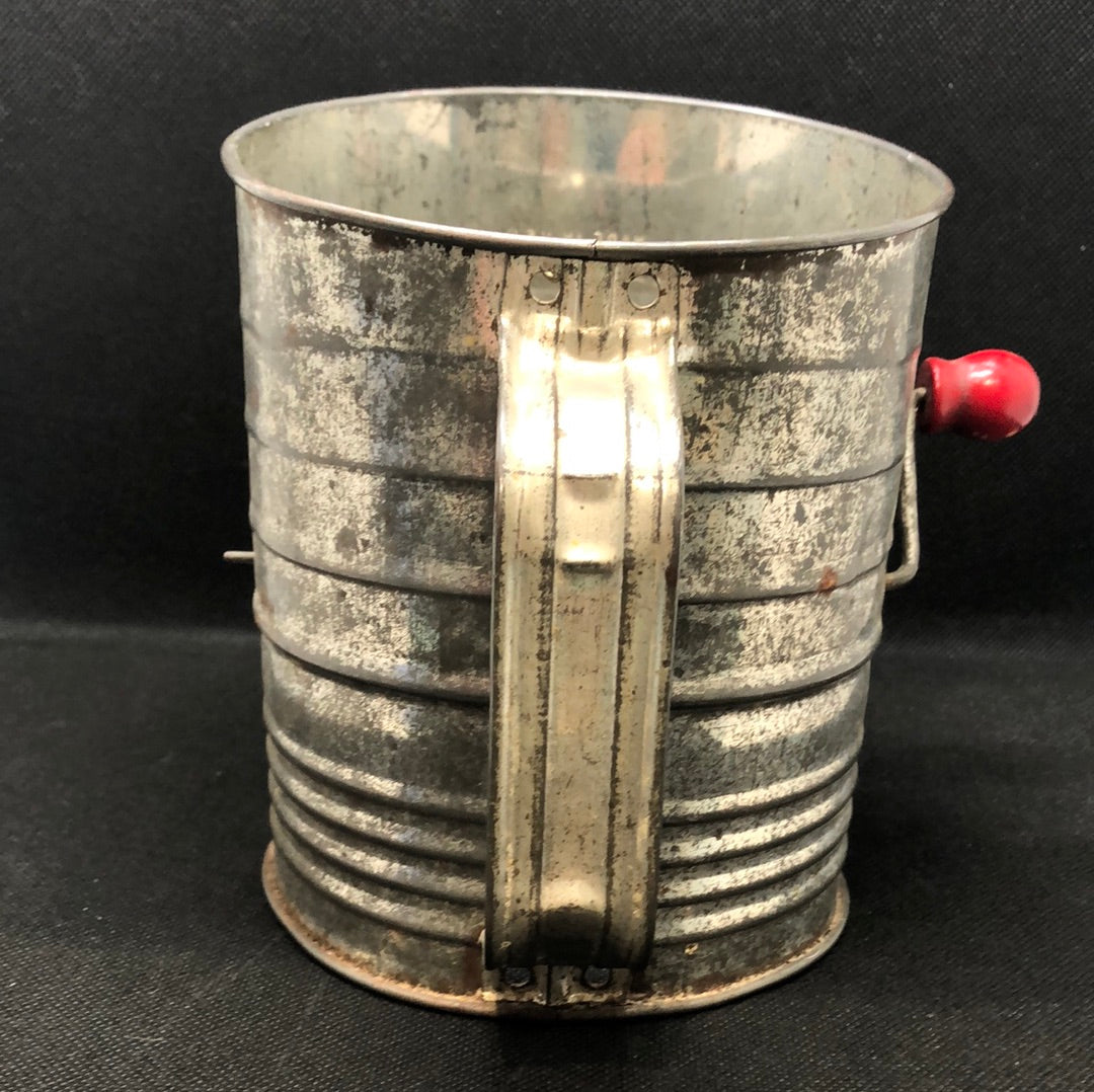 flour sifter antique Bromwell five cup handle