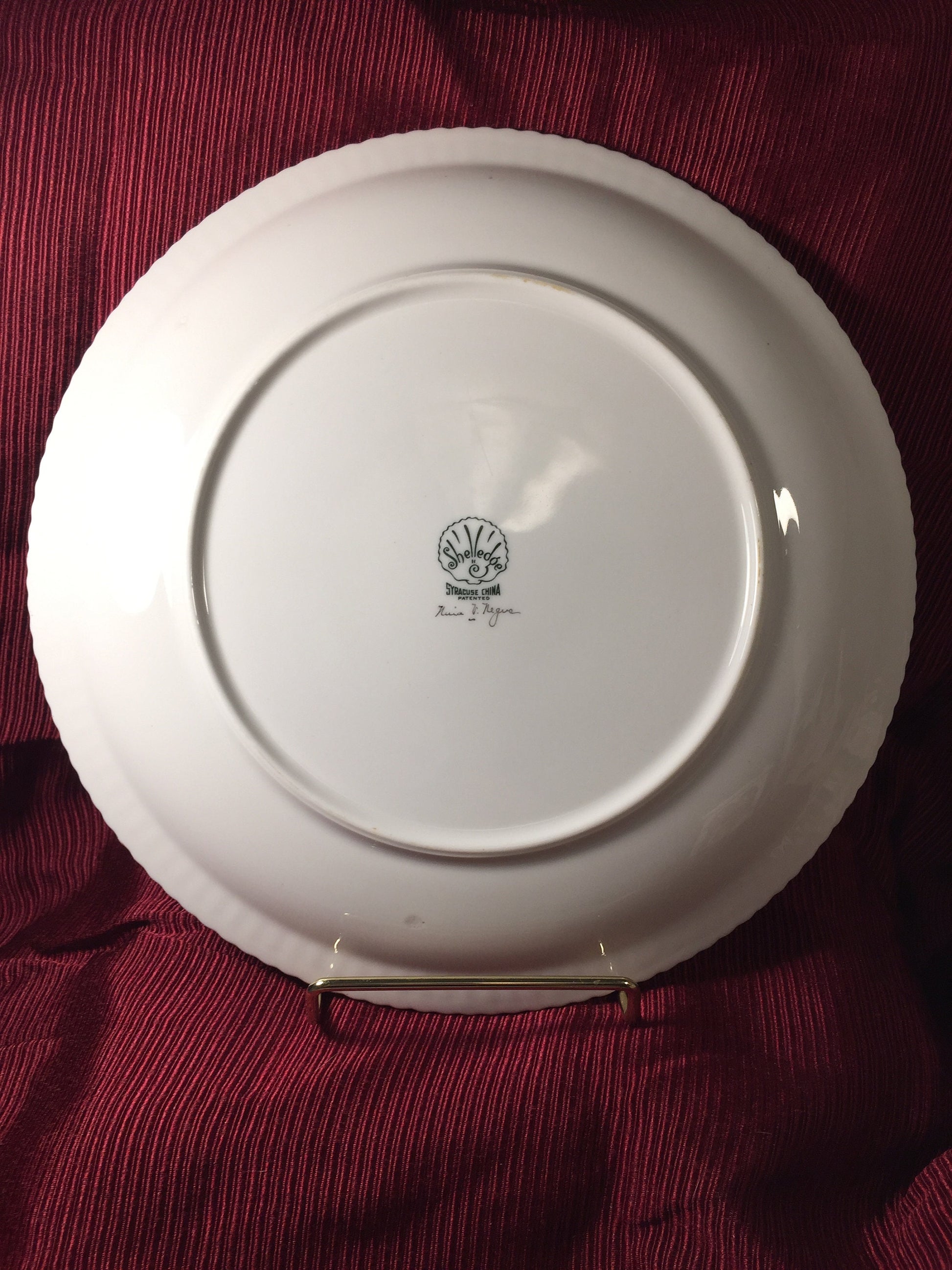 Pretty Hand painted Syracuse China Shelledge Plate