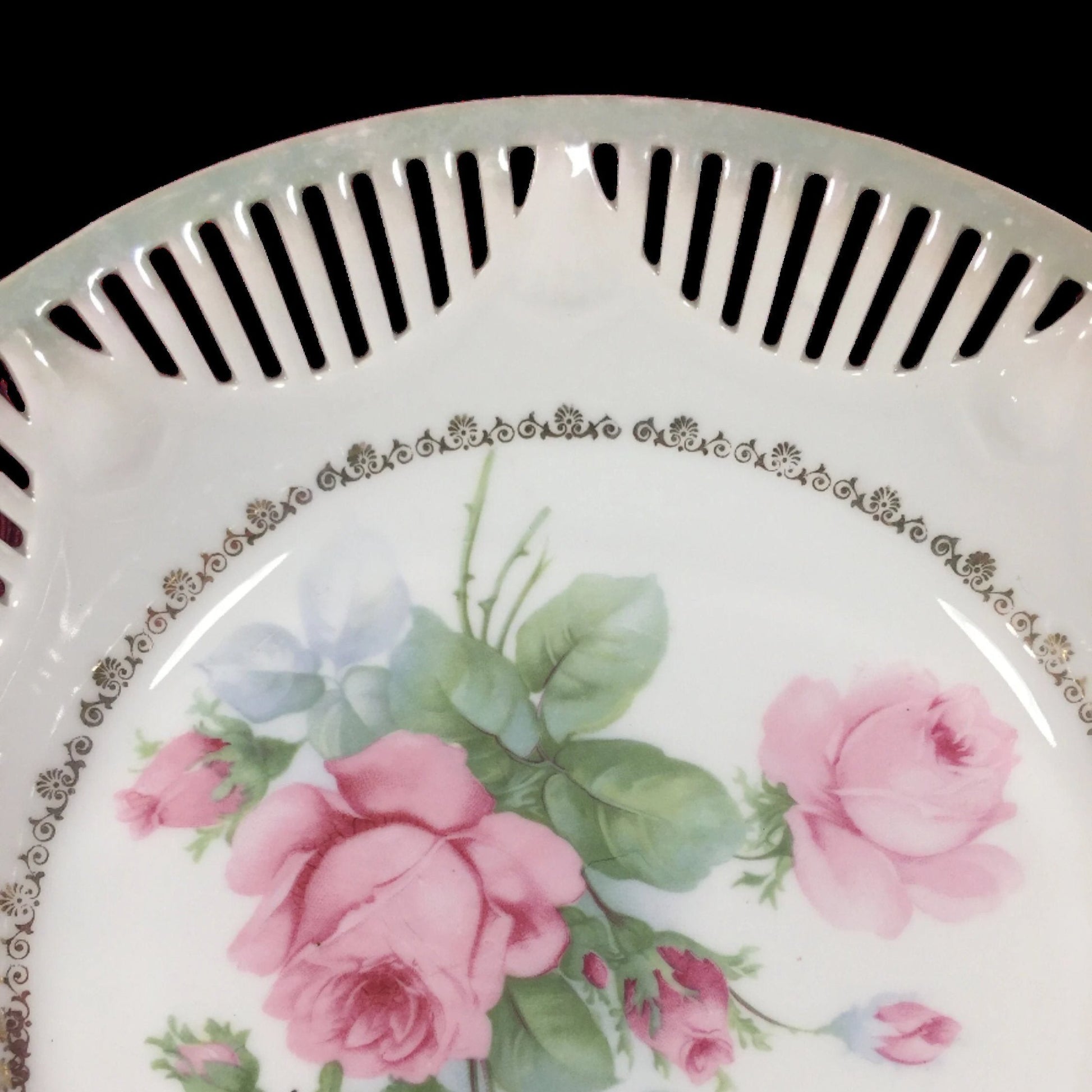 Stunning Schumann Fruit Bowl