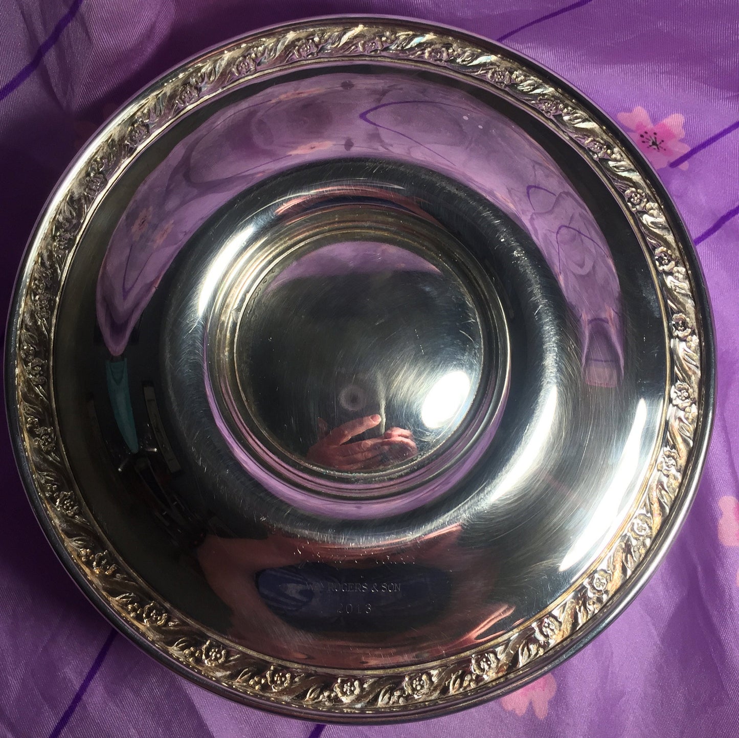 WM Rogers Spring Flower Silver plate Gravy Boat