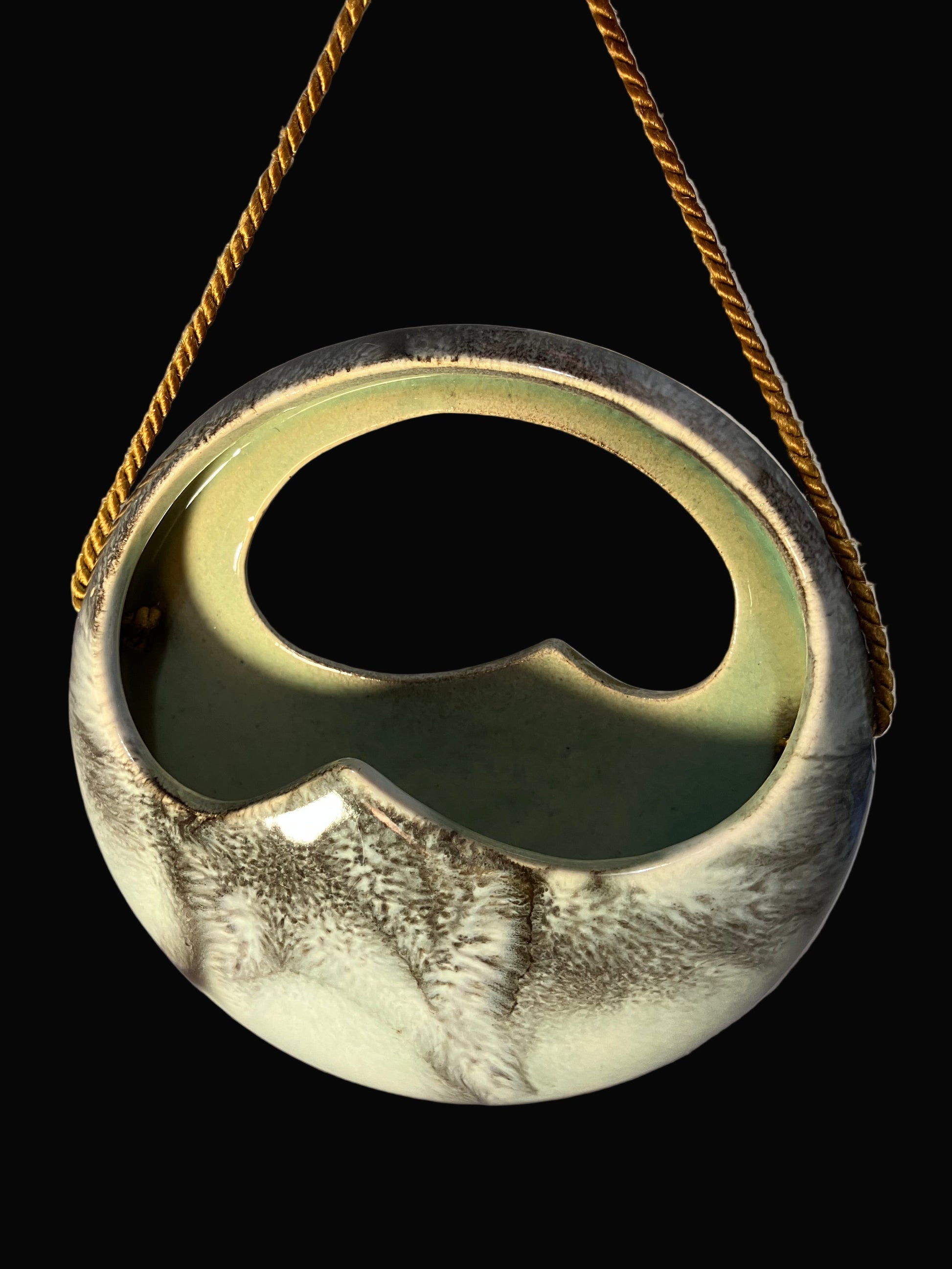 u keramik #735 wall pocket made in Germany